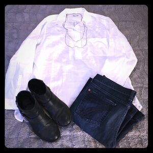 Gap 100% Linen, 1/4 Button, White Top